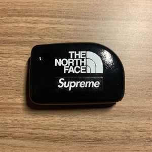 Supreme x North Face boat keychain float